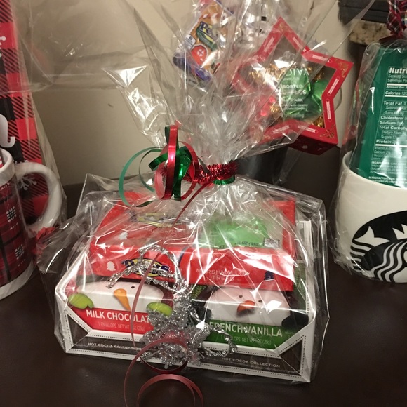 COPY - COPY - Holiday Gift bags - Picture 3 of 7